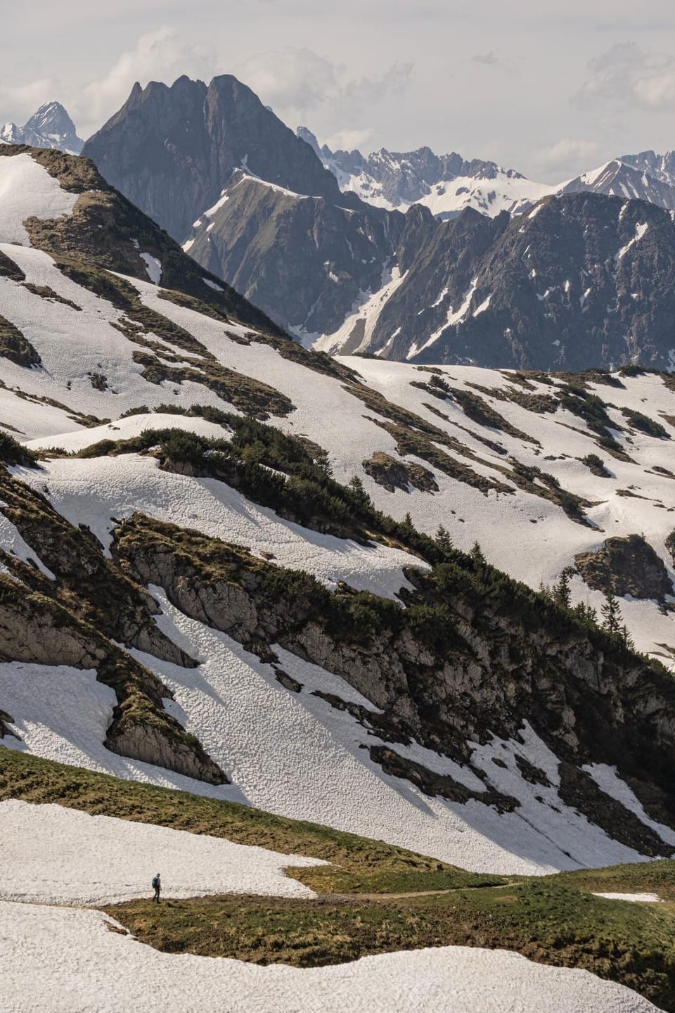 Nearby landmark, Day, Natural landscape, Winter, Mountain view