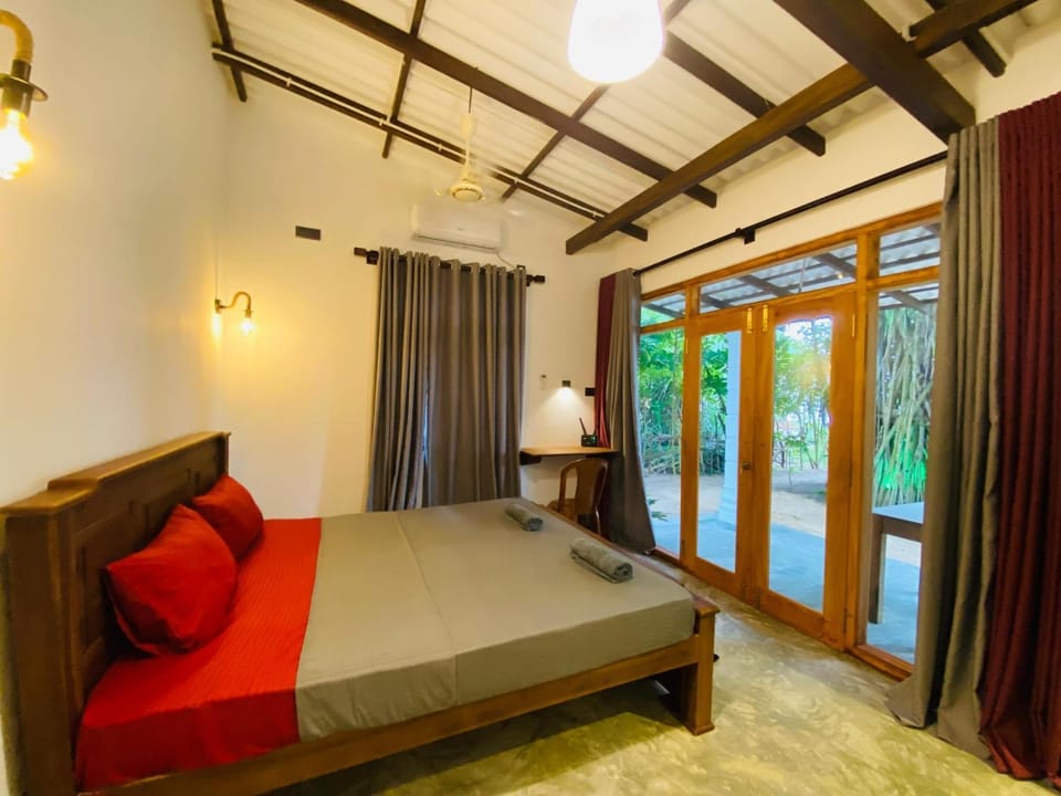 Mandalore Beach Villa Villa in Hikkaduwa