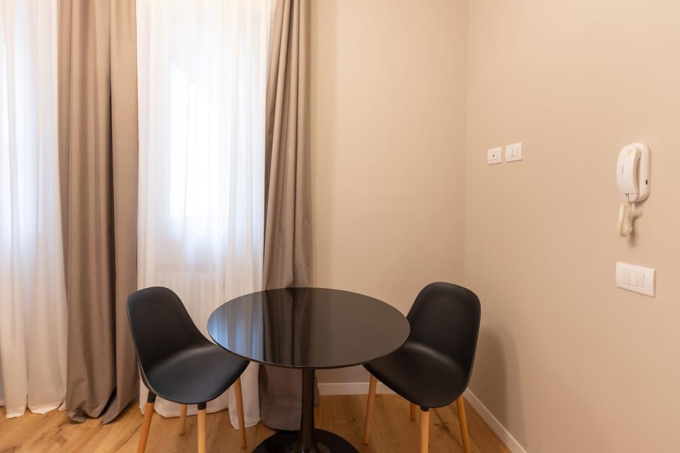 Beautiful 1 bedroom Fiera area - Mirable PM Apartment in Milan