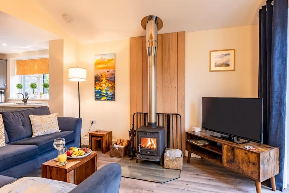 Sunny Side - in the Heart of Beer House in East Devon District