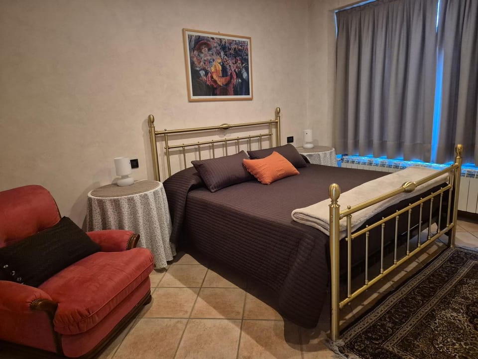 I Quattro Ulivi - Iseo Lake Apartment in Province of Brescia
