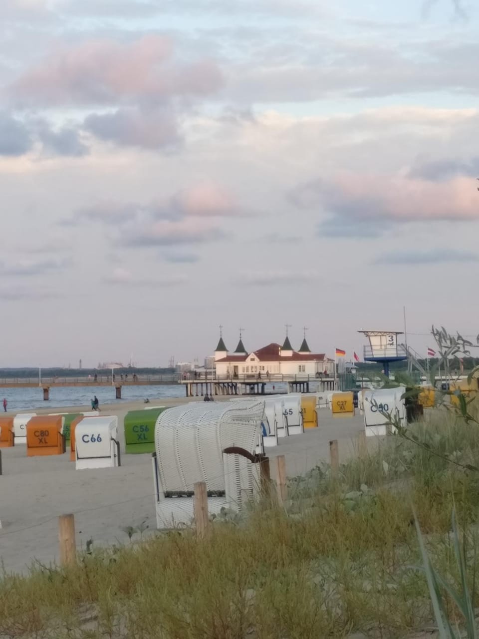 Beach, Area and facilities