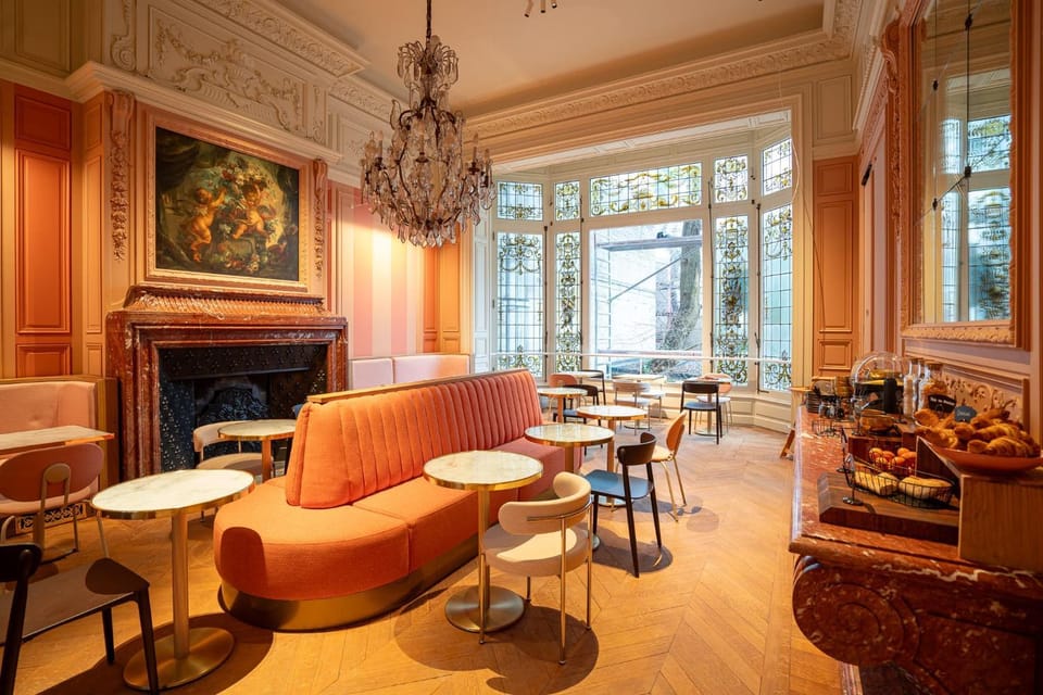 Dining area, Breakfast