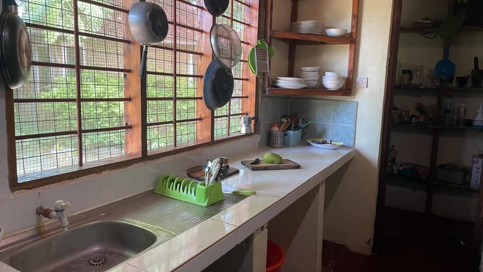 Kitchen or kitchenette, Communal kitchen, Internal: Not applicable to any particular room