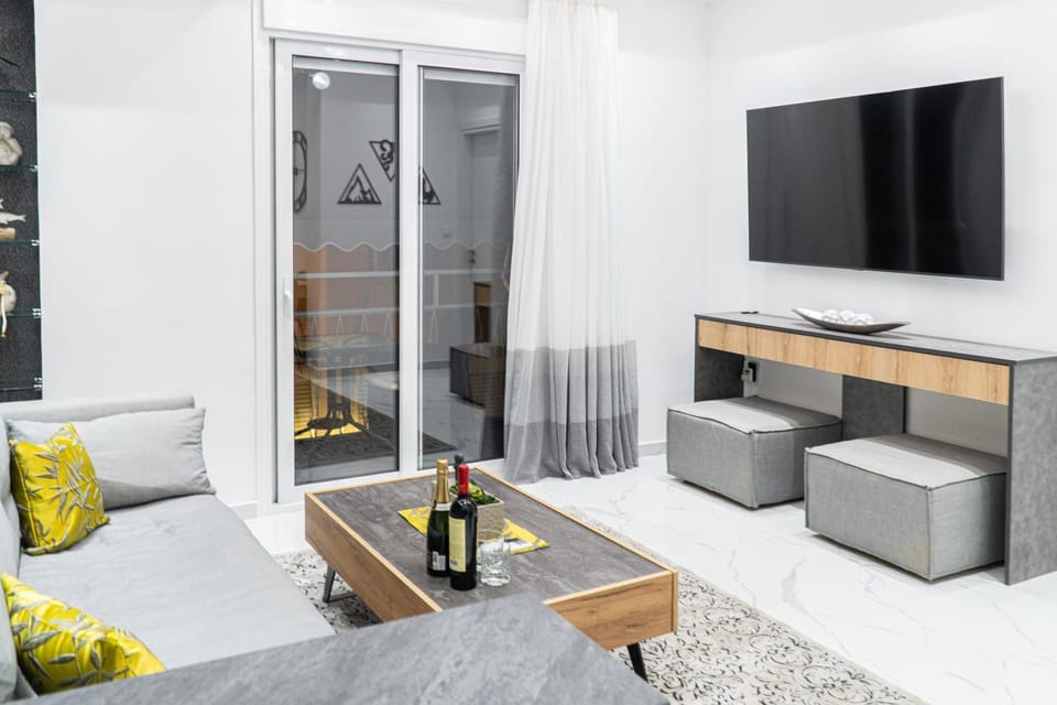 Diamond Downtown Kolonaki Apartment in Athens