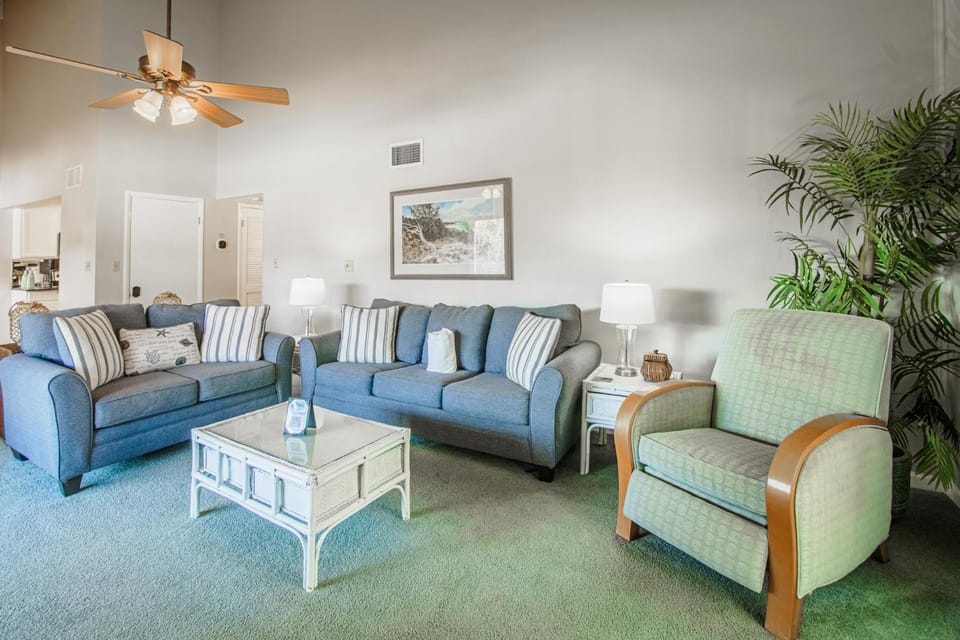 Seascape Villa - 19C House in Miramar Beach