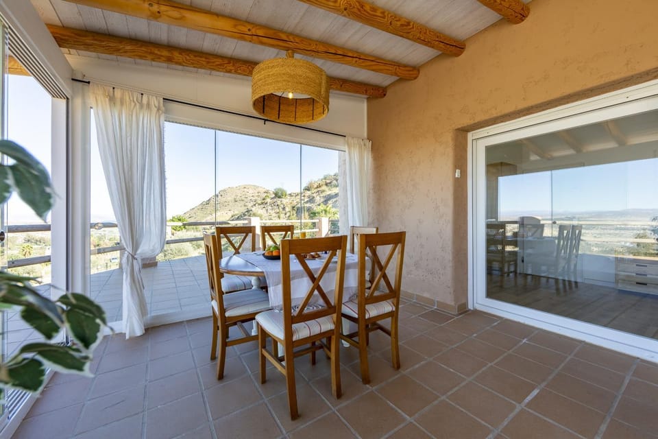 Natural landscape, View (from property/room), Balcony/Terrace, Balcony/Terrace, Dining area