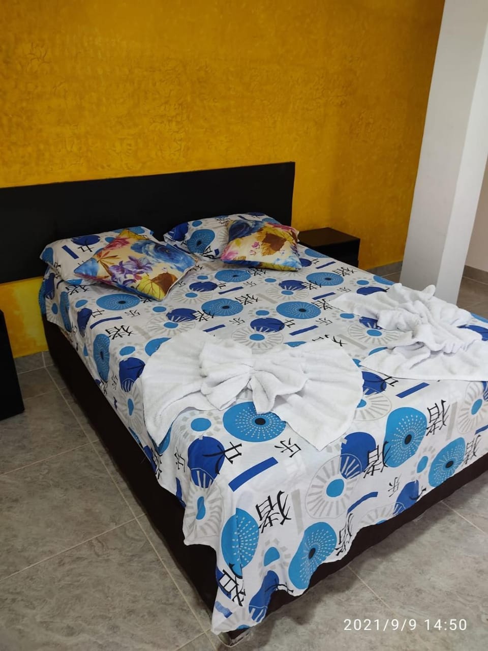 Hostal Russinke Bed and Breakfast in Cali