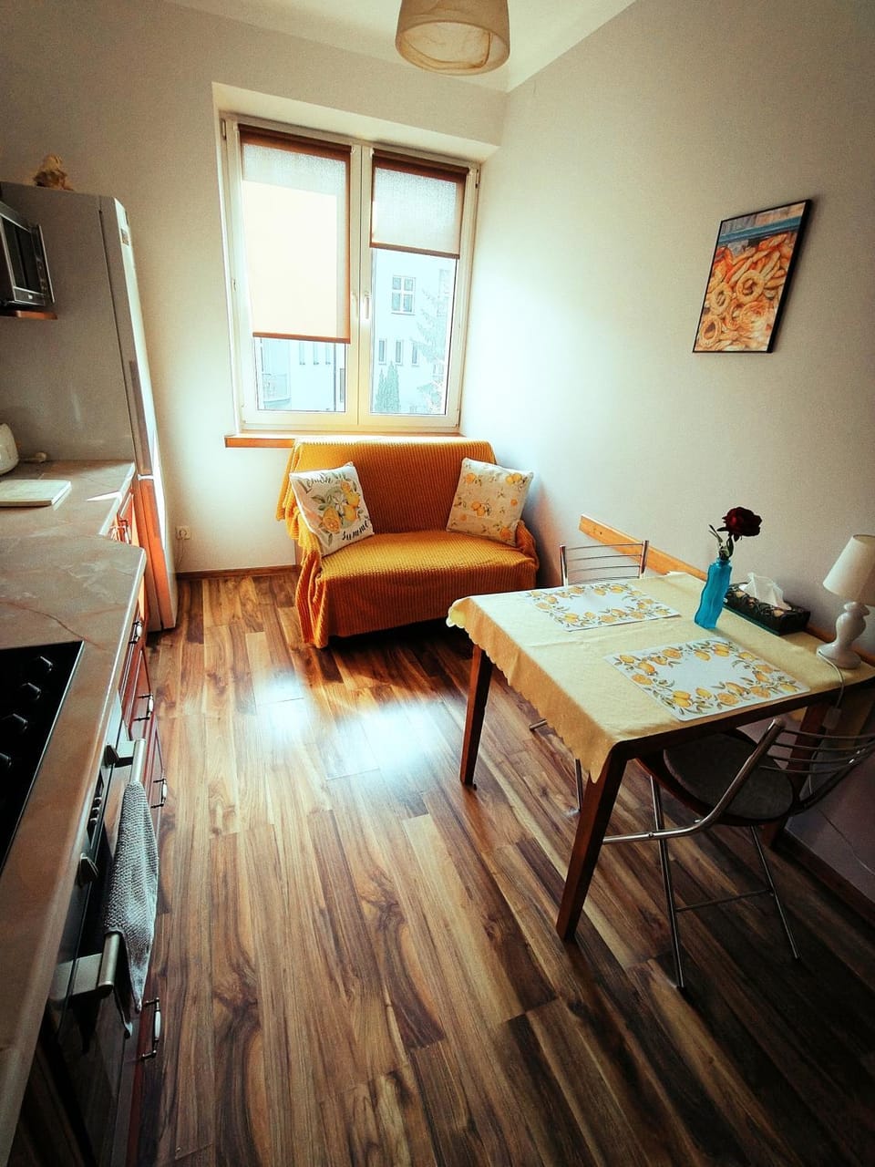 Kitchen or kitchenette, Living room, Dining area, stove