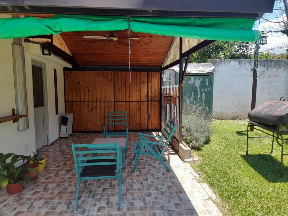 Patio, Day, Garden