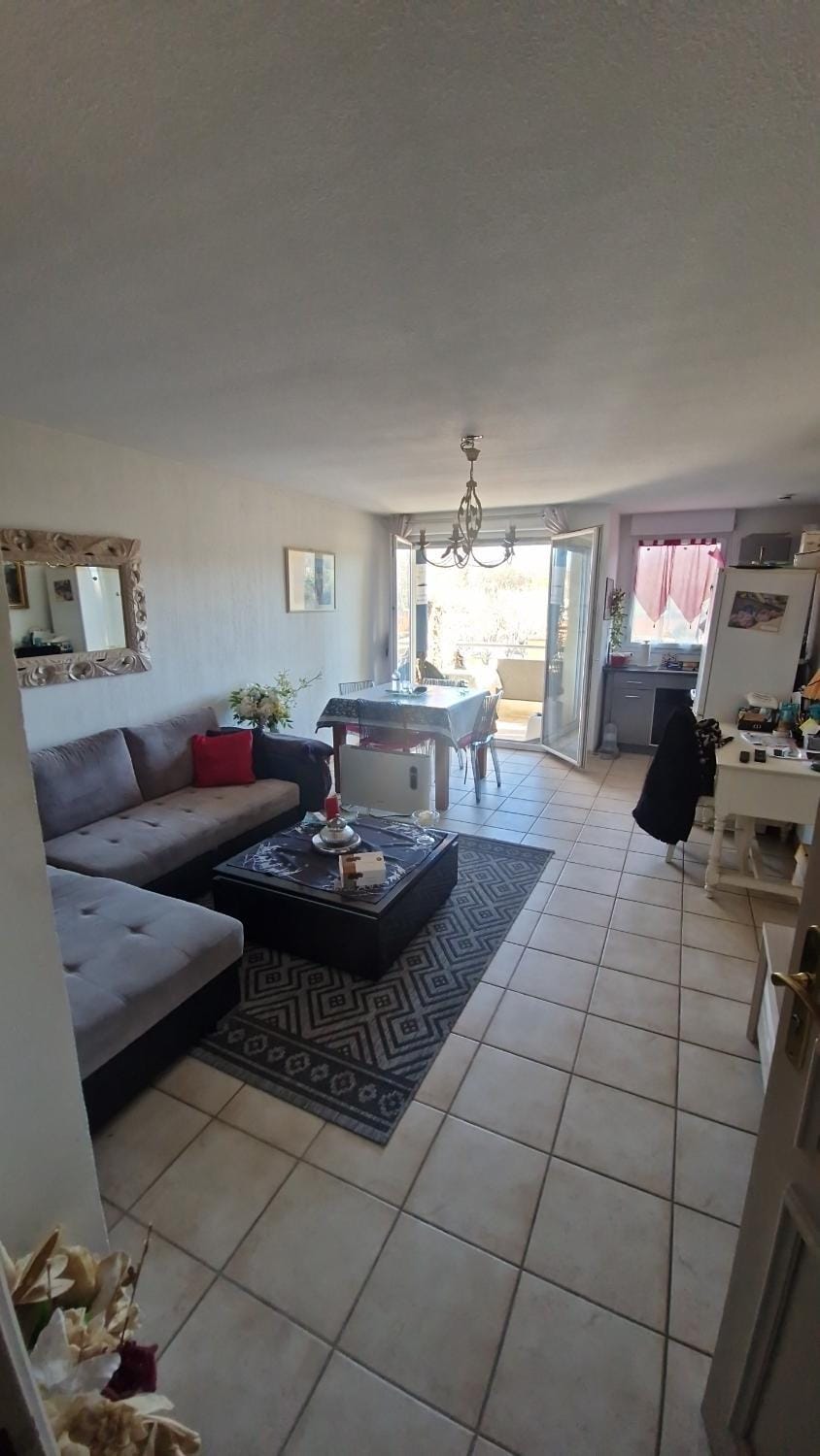 Appartement de Charme au Bord du Lac Apartment in Provence-Alpes-Côte d'Azur