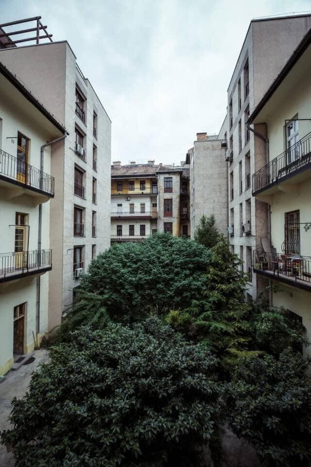 Super central new and modern AirCon home House in Budapest