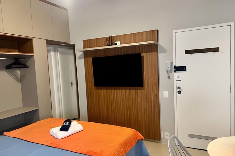 Modern Studio 130m from Copacabana Beach Apartment in Rio de Janeiro