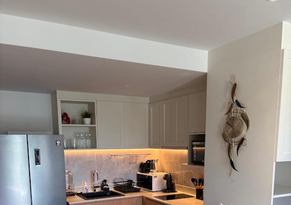 Laguna BeachSide 200m to beach BangTao Apartment in Choeng Thale