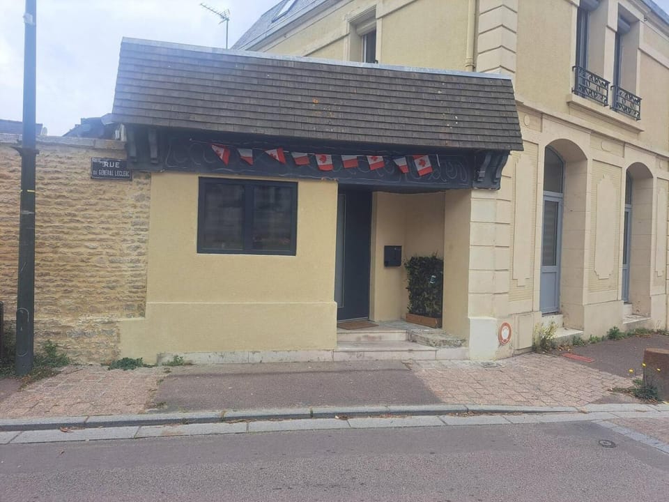 Logement proche de la mer Apartment in Bernières-sur-Mer