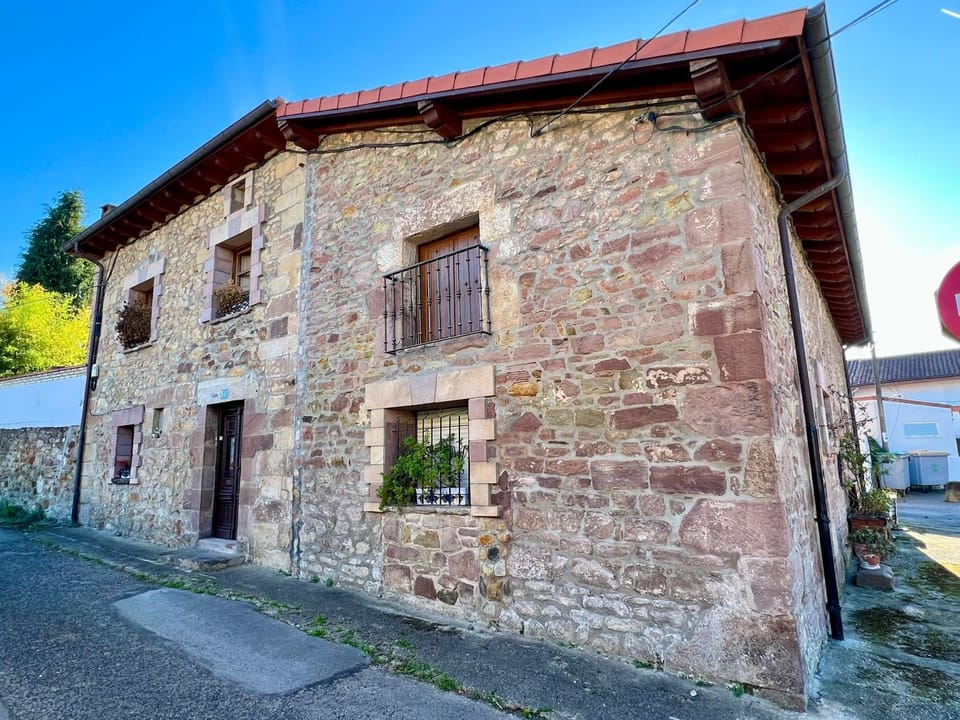 La Casona de Tito House in Torrelavega