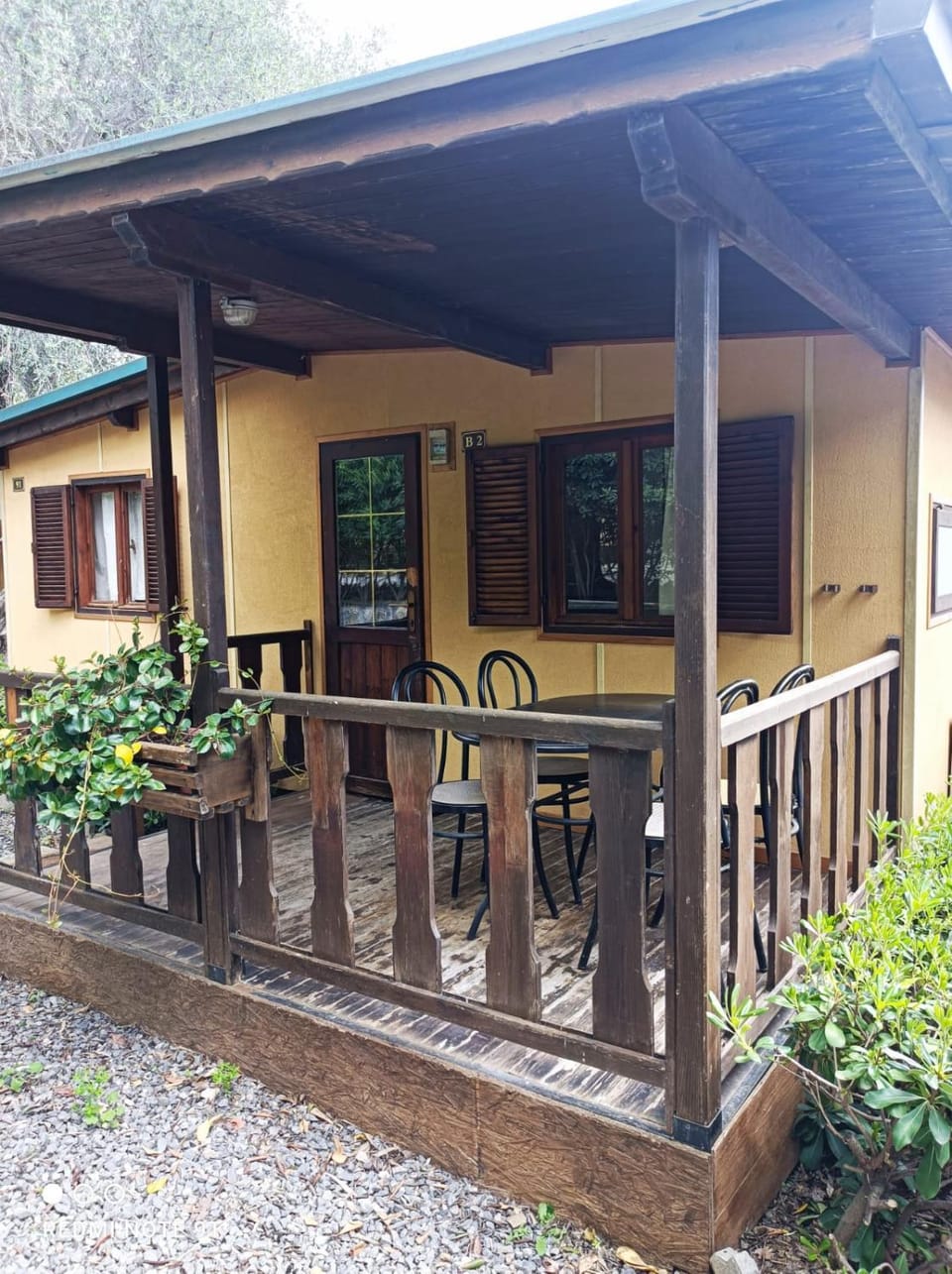 Property building, Spring, Garden, Balcony/Terrace