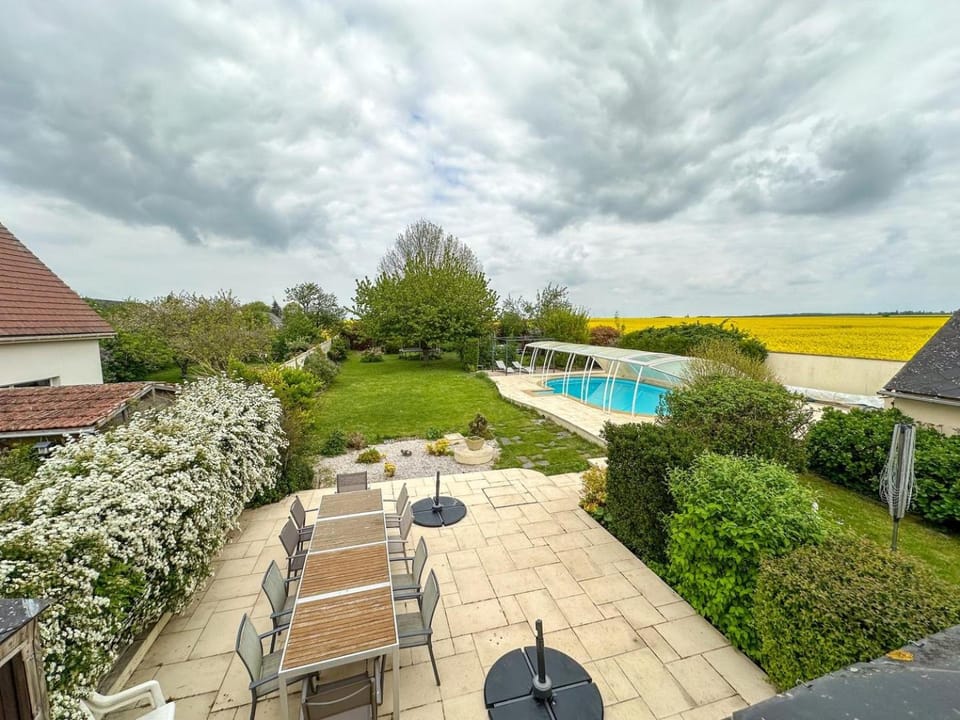 Country House with swimming pool Bed and Breakfast in Centre-Val de Loire
