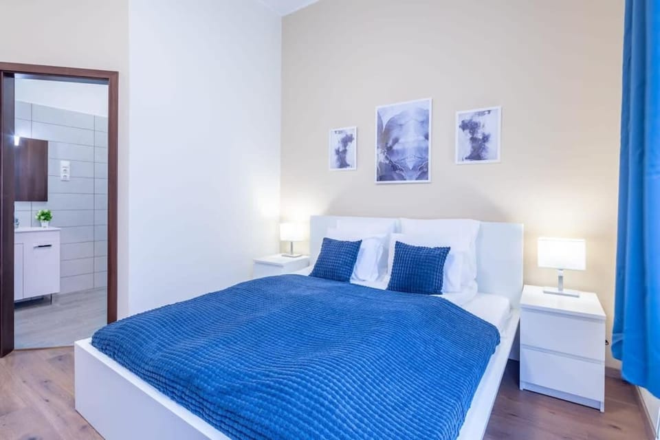 Extra Central NEW Studio Apartment in Budapest