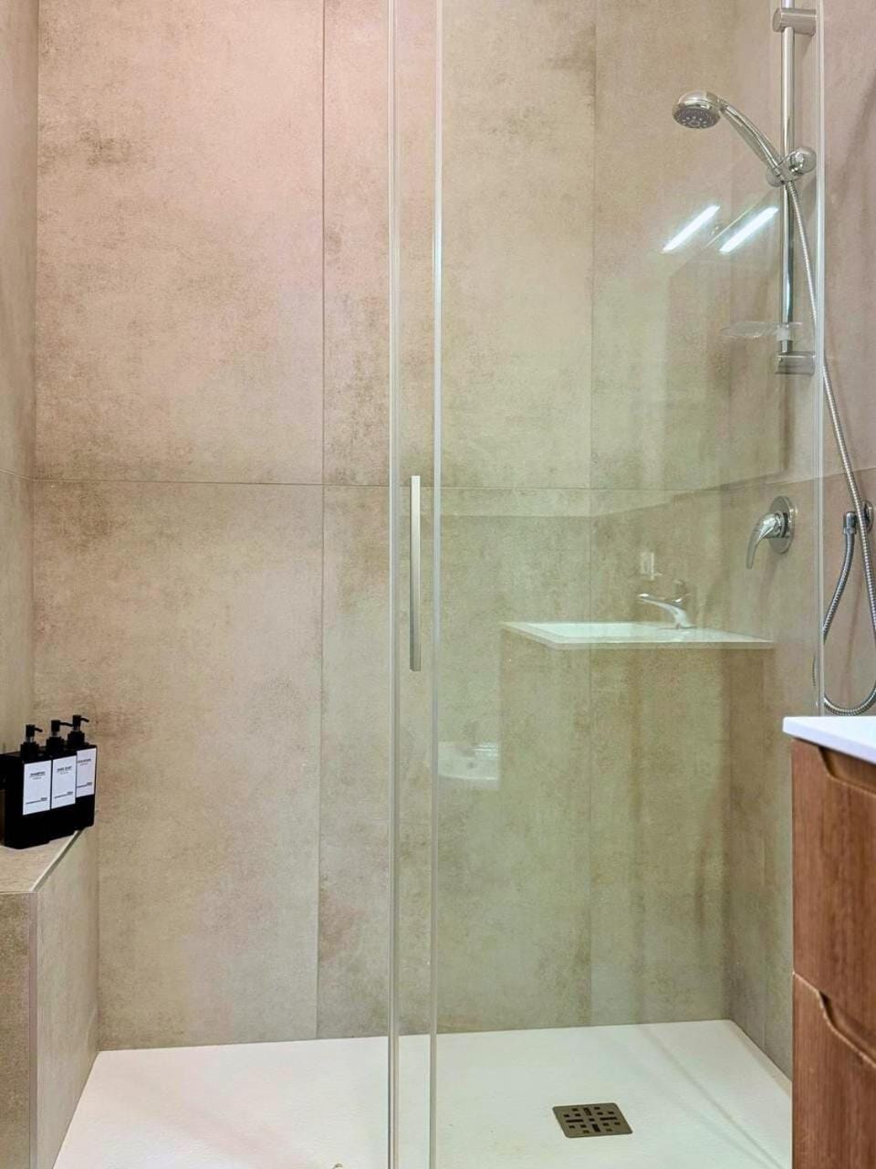 Shower, Bathroom