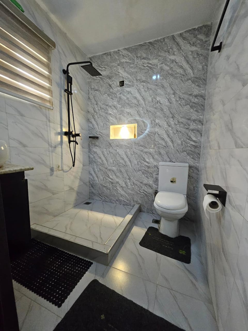 Bathroom, Public Bath