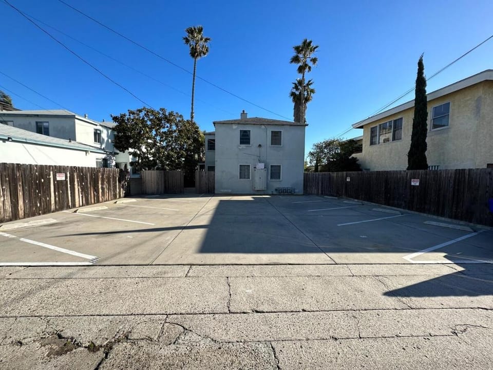 500 ft to Ocean Relaxing stay Parking WiFi 834 Apartment in Pacific Beach