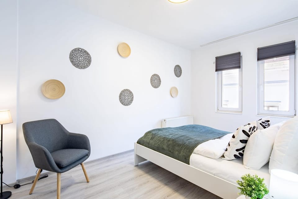 Ultra Central - Free Parking - Sunny Apartment in Budapest