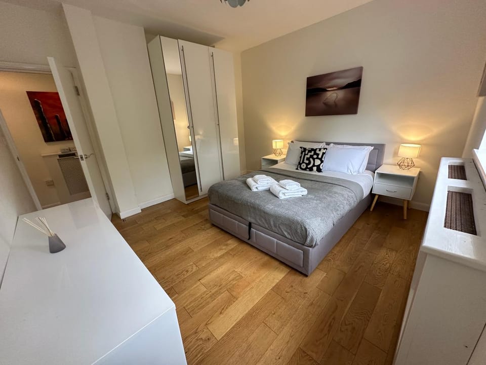 Bed, Bedroom, wardrobe