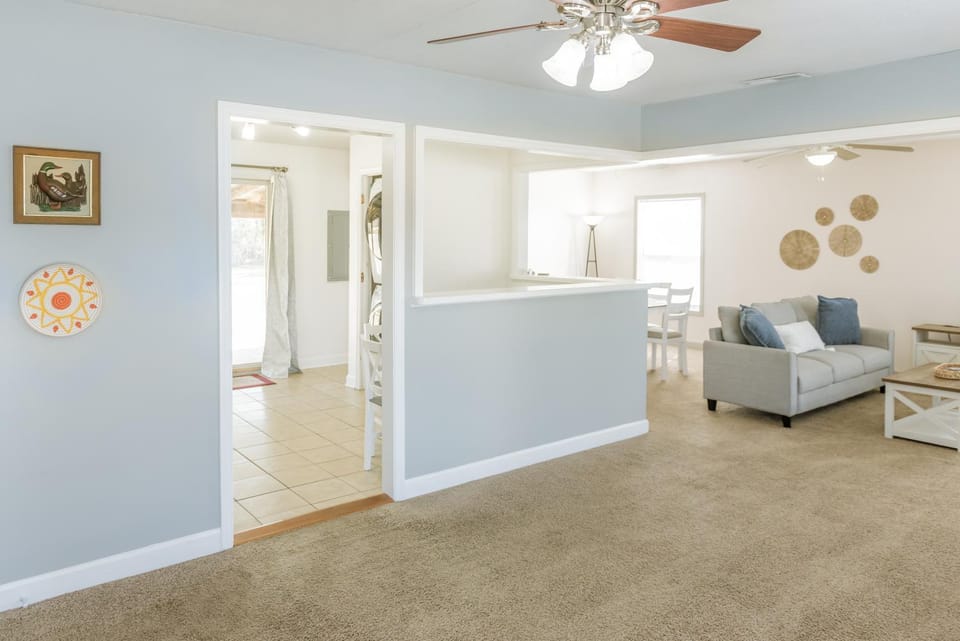 Hubert 3bed Home-Covered Patio, Pet-friendly! House in North Carolina