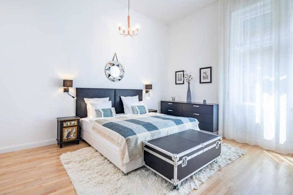 Boutique Luxury - Central & Quiet Apartment in Budapest