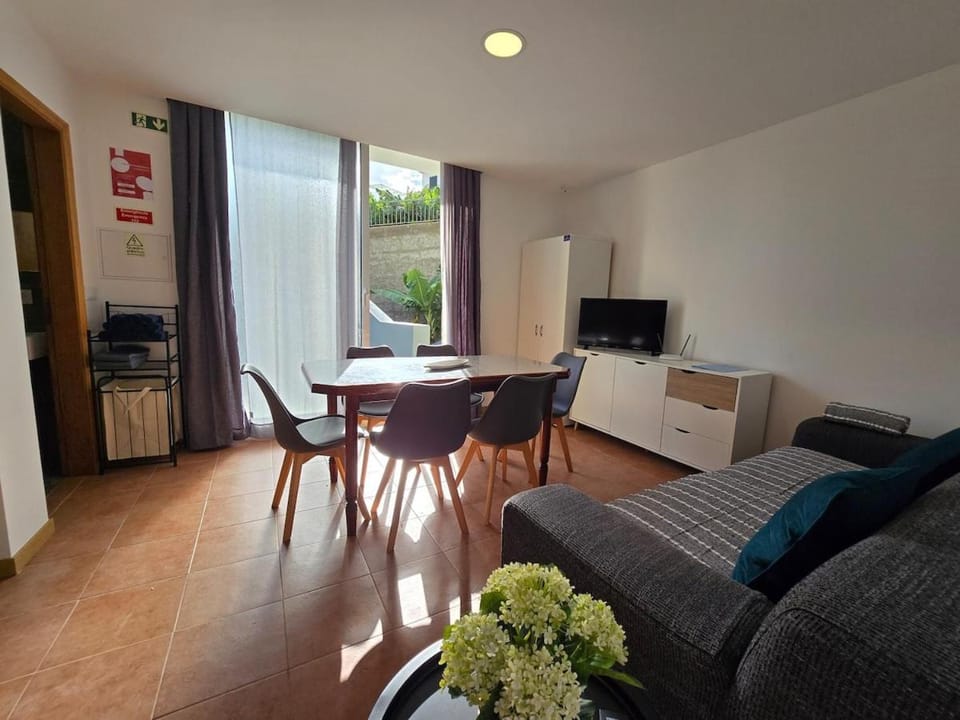 Autonomia House IV Apartment in Câmara De Lobos