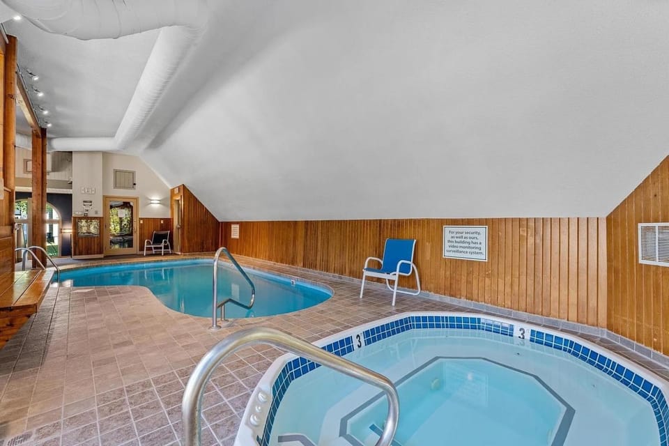 Fall Line Condo D6 The Blizzard of Oz condo Apartment in Mendon