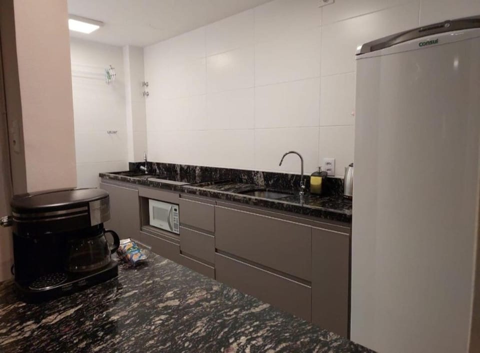 Belo apartamento quarto e sala bem localizado Apartment in Porto Alegre