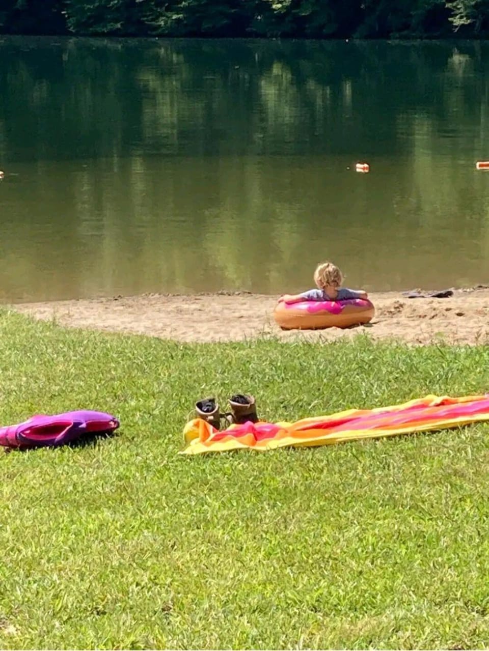 Whispering Waters, Hocking Hills, Hot Tub, Pond House in Perry Township