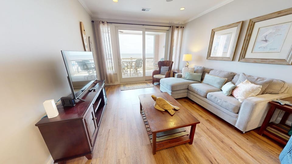 Living room, Seating area, Beach, Family, furniture, pet friendly