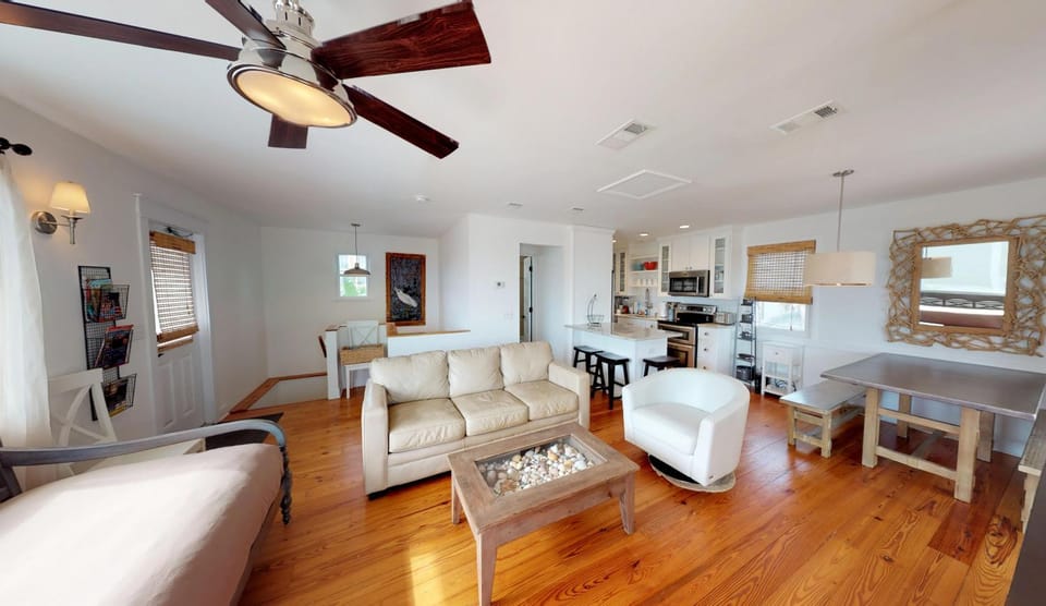 BEST BEACH Cottage Two Gorgeous Ocean Views - Renovated Like POTTERY BARN - Beach Steps Away House in Saint Augustine Beach