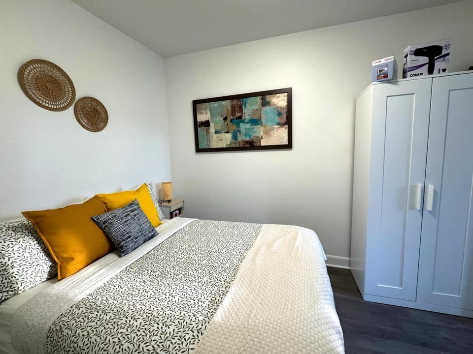 Hochelaga 1 Apartment in Laval