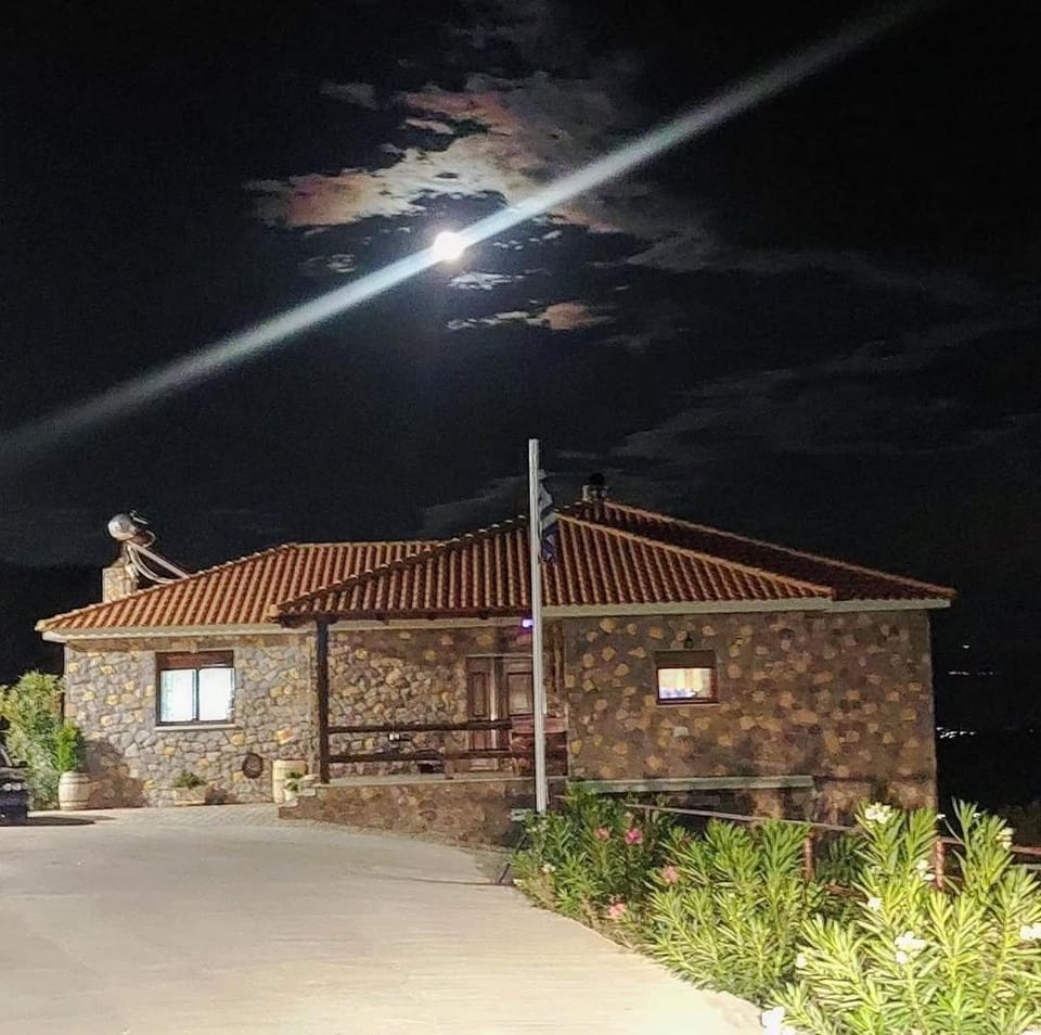 Property building, Night