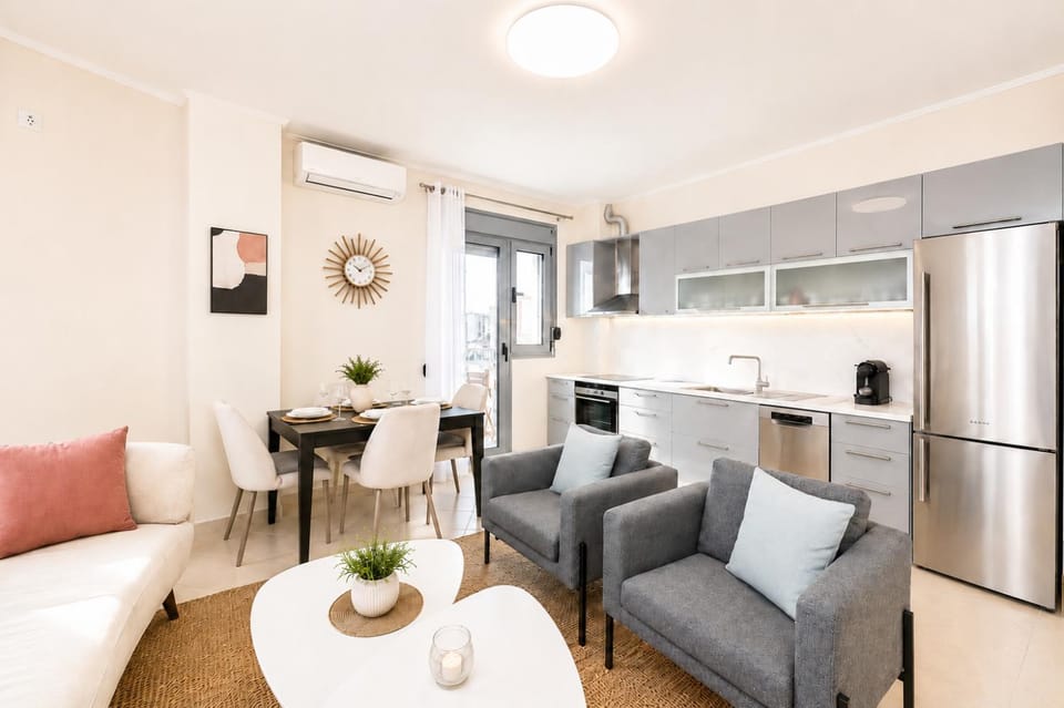 Kitchen or kitchenette, Living room, Seating area, Dining area, oven, stove, air conditioner
