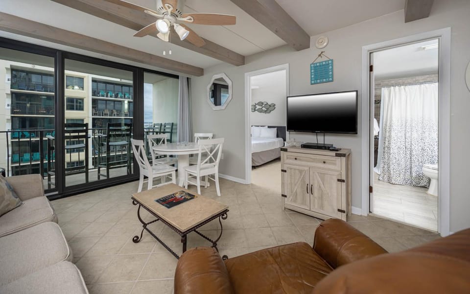 Island Winds East 610 condo Apartment in West Beach