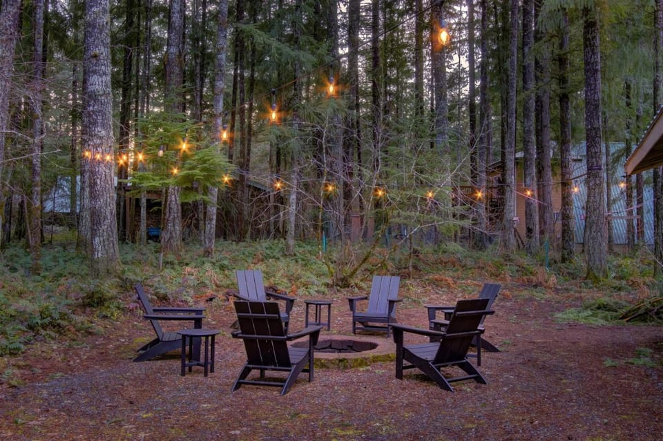 Elk House | Hot tub, EV, AC House in Washington
