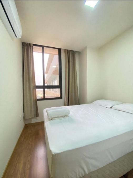 Bed, Photo of the whole room, Bedroom, towels, air conditioner
