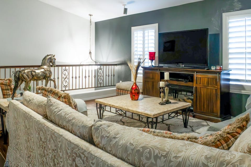 Group-Ready Glendale Oasis w/ Pool Grotto + Slide House in Glendale