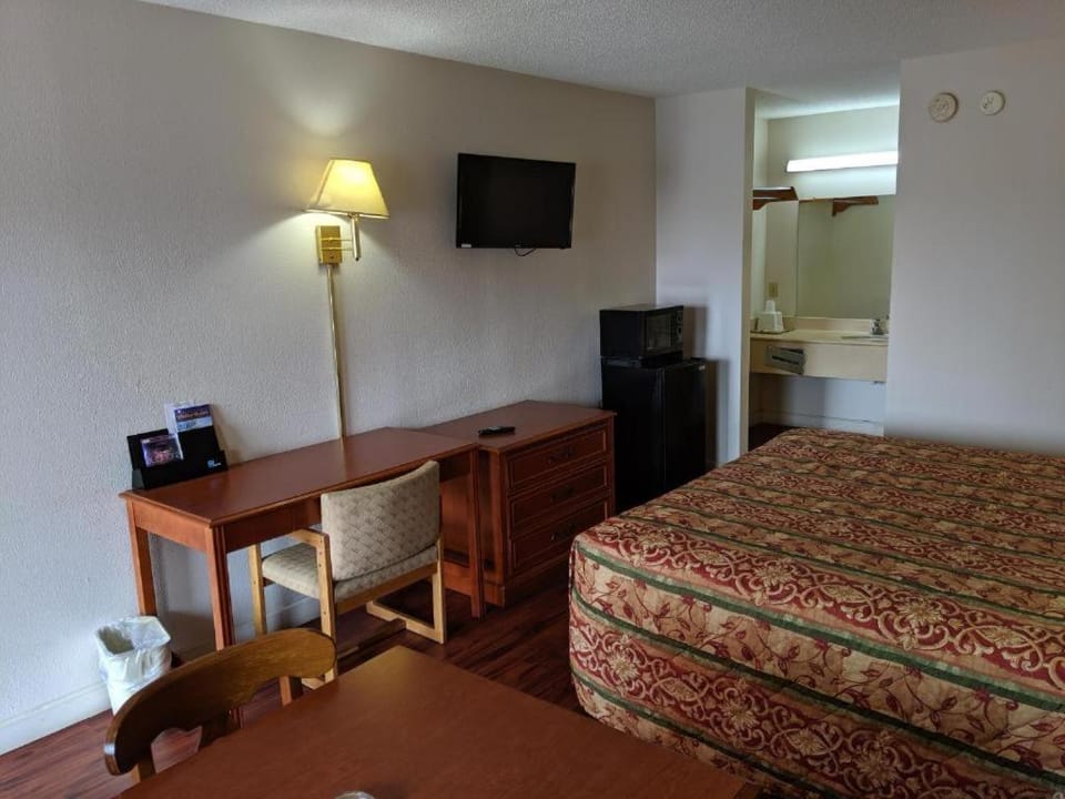 Economy Inn Express Hotel in Rock Hill