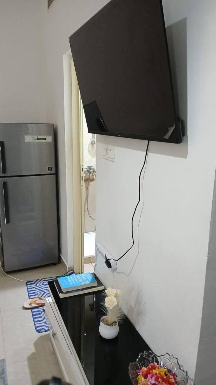 Daily Basis Furnished rooms Deira Apartment in Dubai