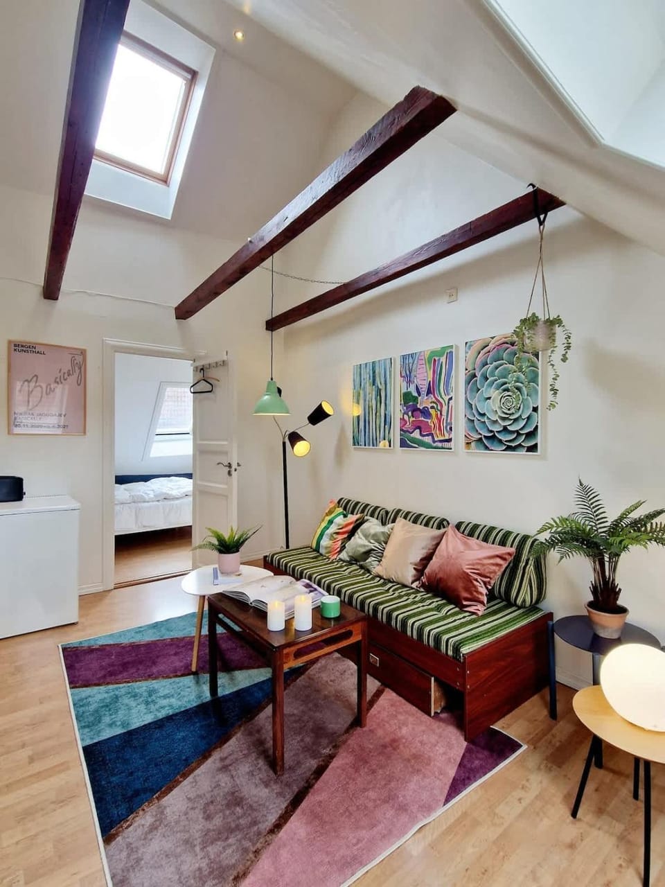 Top Floor Close to Grieg Hall and Town Square House in Bergen