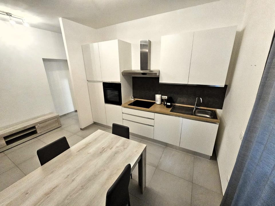 Coffee/tea facilities, Kitchen or kitchenette, Living room, heating, heating, oven, kitchen, kitchen, air conditioner, air conditioner