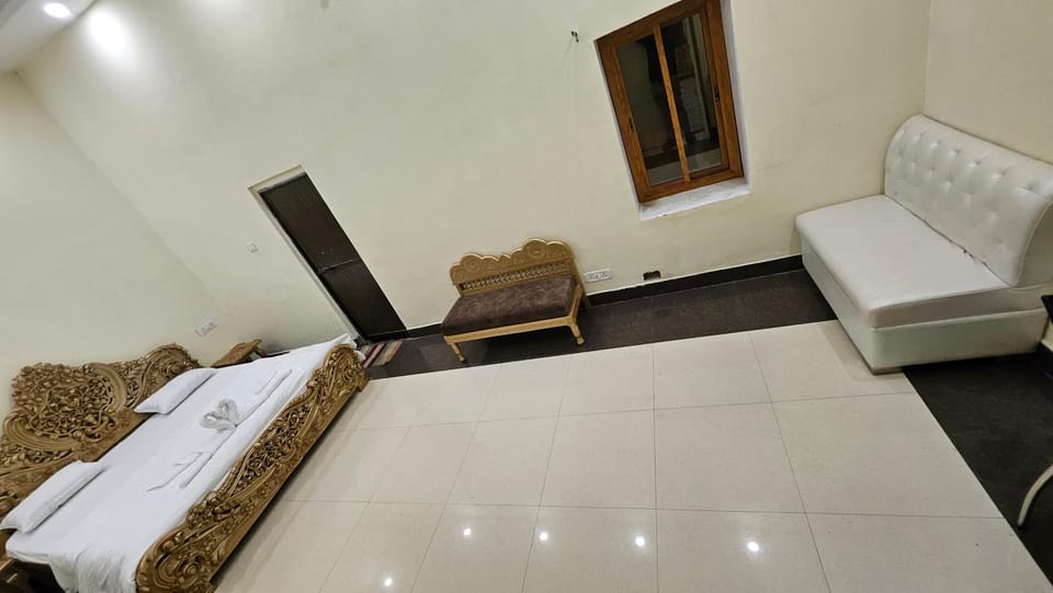 Best hotel Amber guesthouse Hotel in Uttar Pradesh