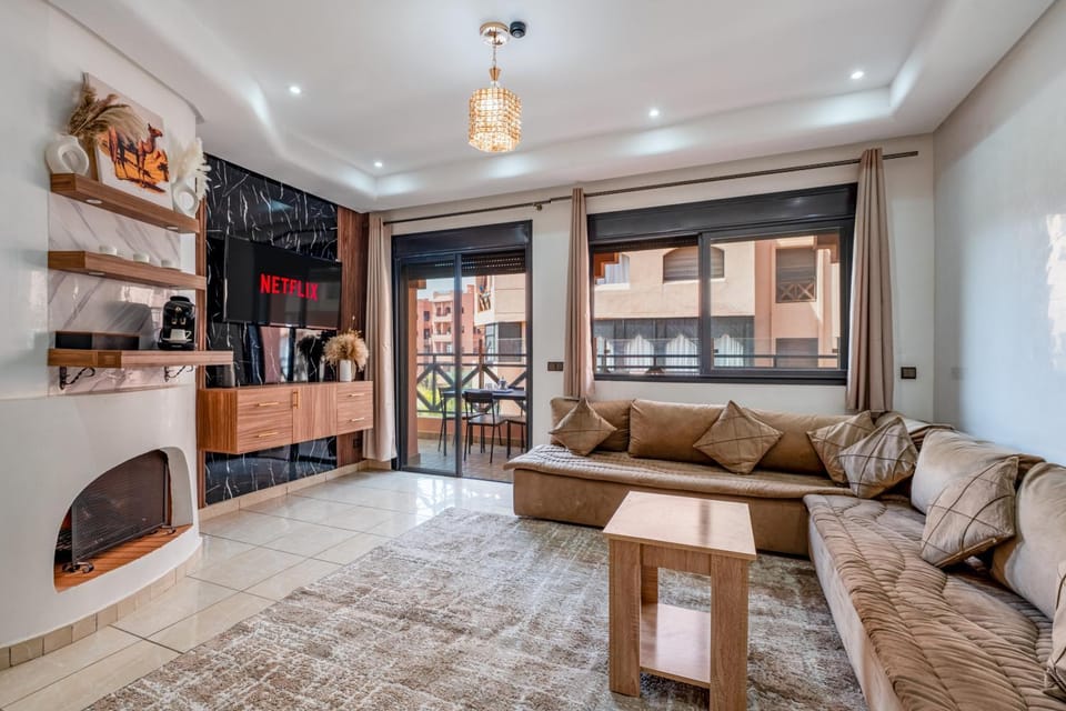 Luxury Residence with 2 Terraces , 5 Pool and Garden View Security and Self Check-in Apartment in Marrakesh