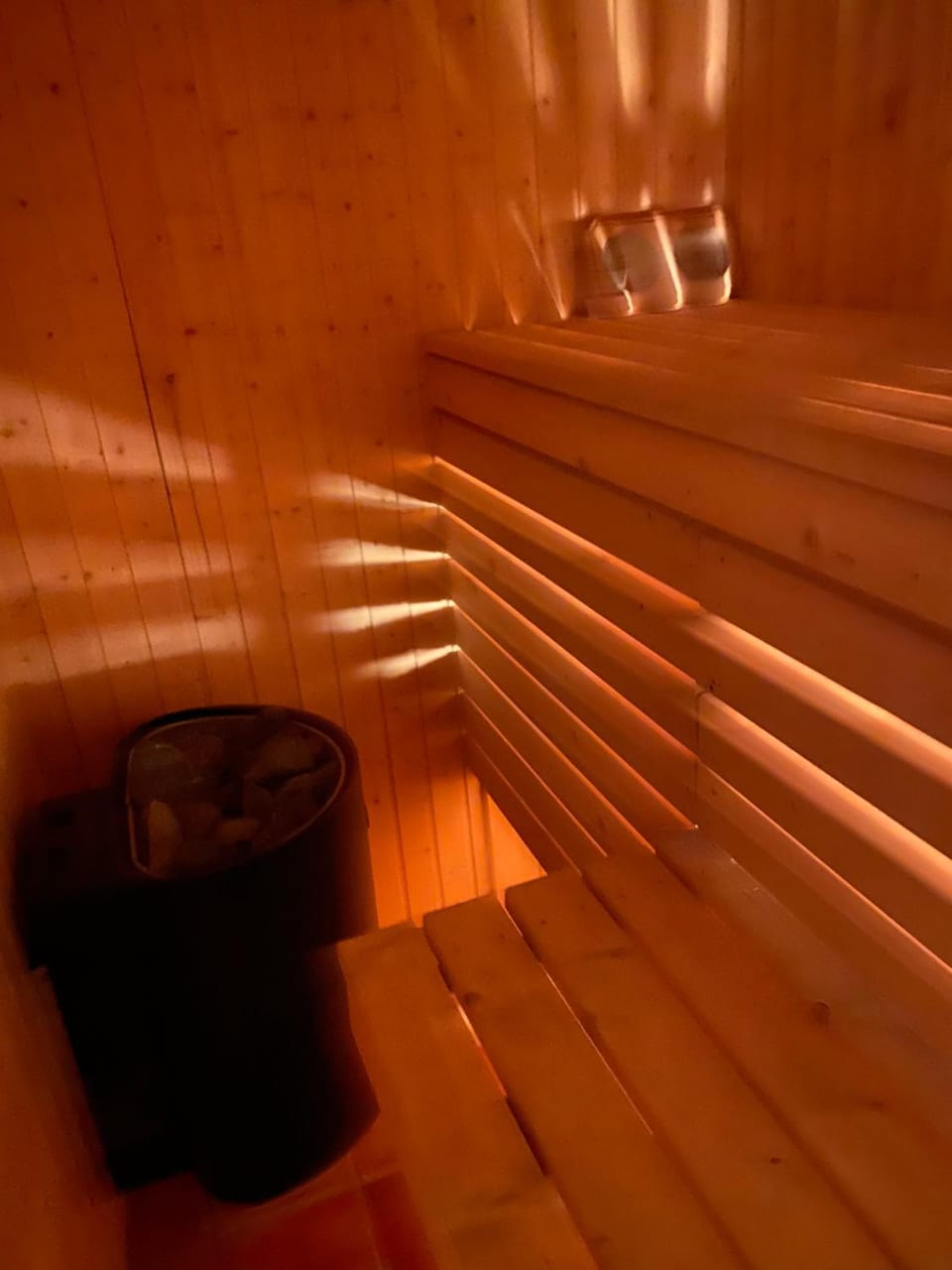 Feriehus i Talvik med badstue og jacuzzi House in Lapland